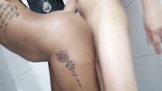 Fucking a Veneca Friend in the Shower.