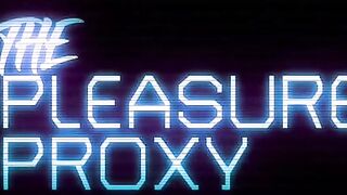 Proxxy rubs her clit to orgasm.