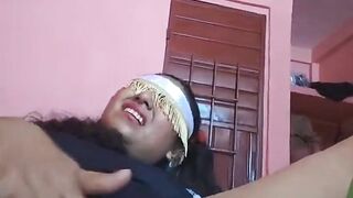 cachonda sola en casa