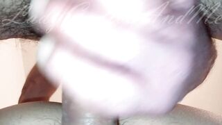 Mi stappa la figa come una bottiglia di champagne! ???? Amatoriale italiano